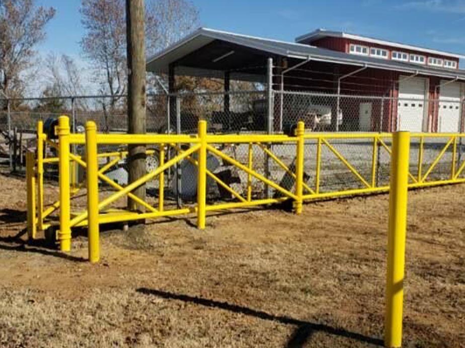 Commercial V-Track slide gate company in the Texas and Arkansas area.